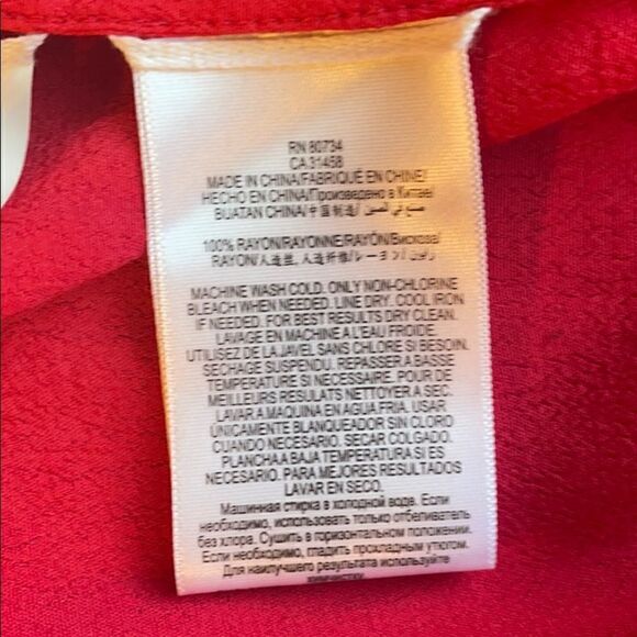 Red BCBG Levin long sleeve shirtdress XS Christmas party holiday party - Picture 11 of 11